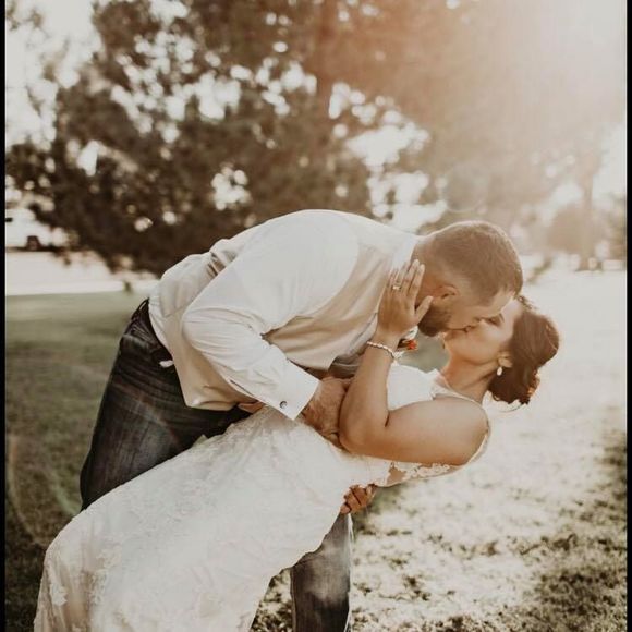 Meet your Posher, Naomi - Picture 1 of 1